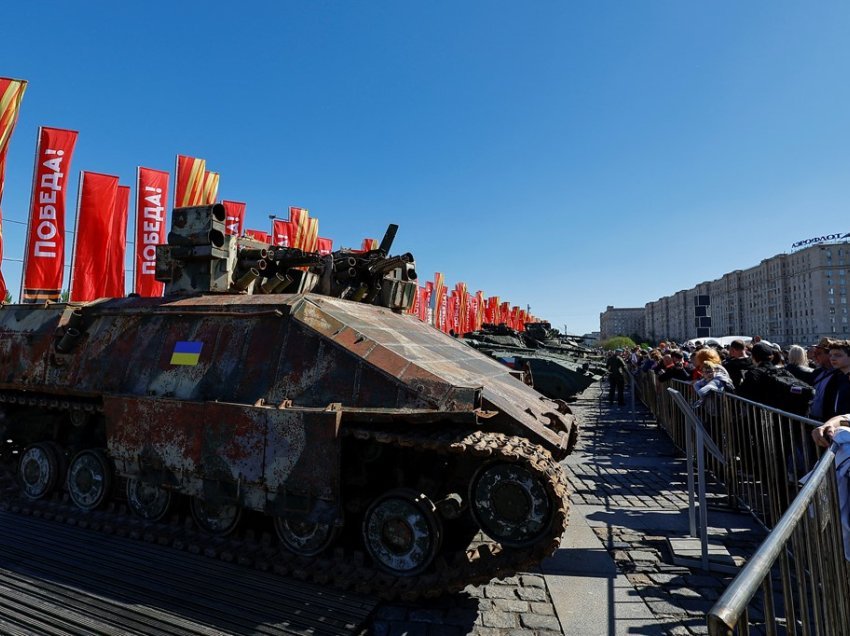 Moska ekspozon pajisje perëndimore të kapura në Ukrainë