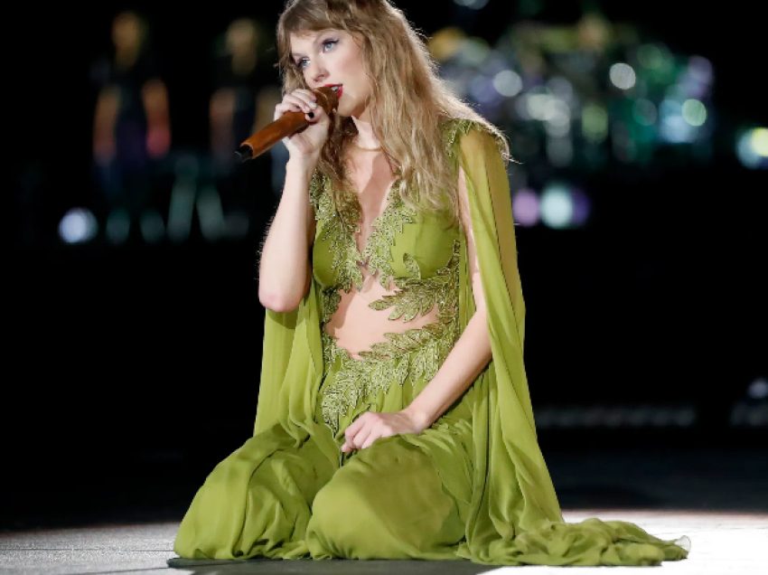 Taylor Swift dominon listat muzikore