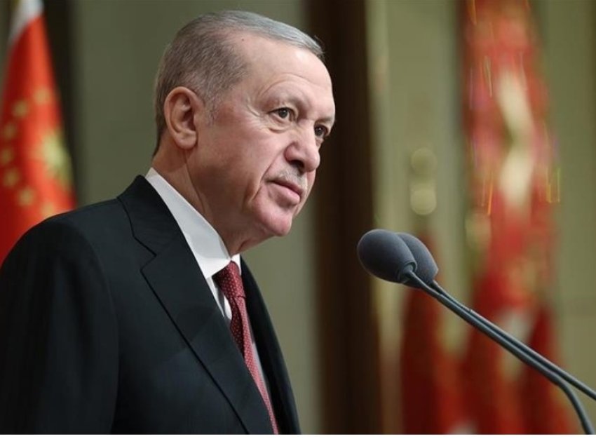 Erdogan: Jemi duke ndjekur me vëmendje politikat hipokrite të liderëve perëndimorë lidhur me masakrat në Gaza
