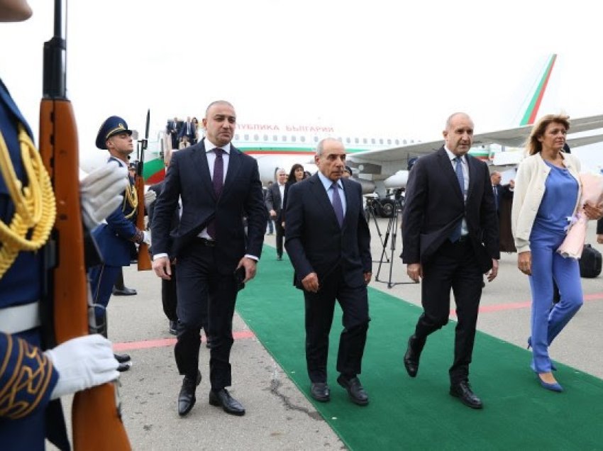 Presidenti Radev zhvillon një vizitë zyrtare në Azerbajxhan me ftesë të homologut Aliyev