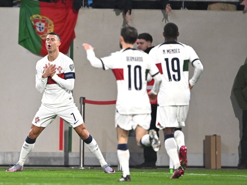 Ronaldo pranë 900 golave