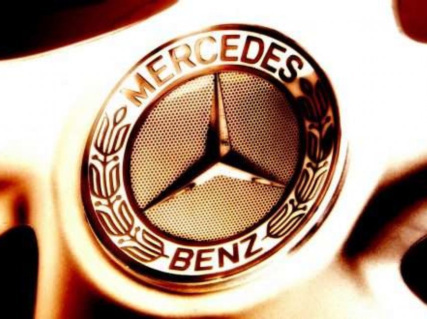 Mercedes-Benz shpërblen punëtorët në Gjermani me nga 1 mijë euro bonus 