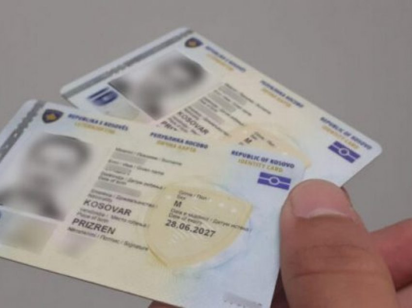Shteti furnizohet me material/ Marrin fund pritjet e gjatë të qytetarëve për letërnjoftime dhe pasaporta