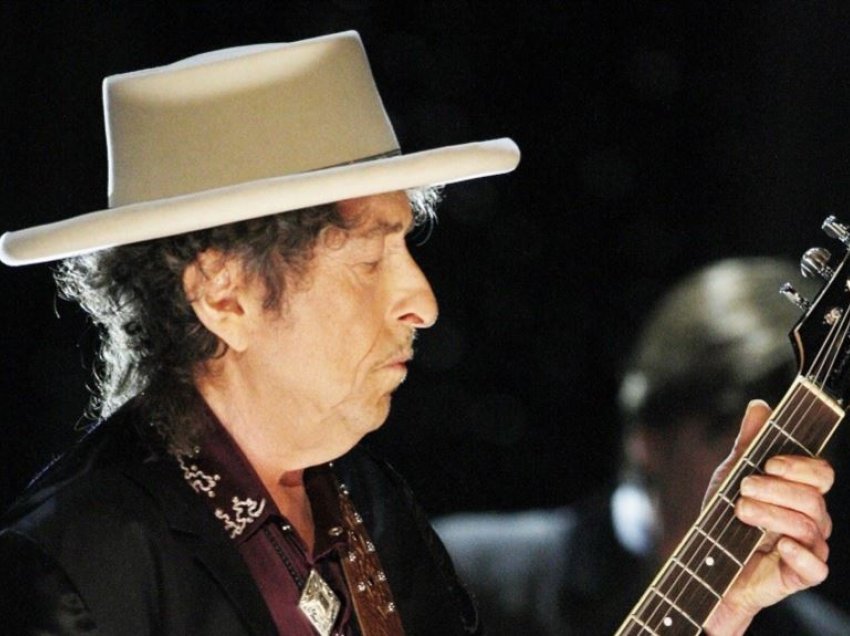 Bob Dylan i shet të drejtat për të gjitha këngët e tij