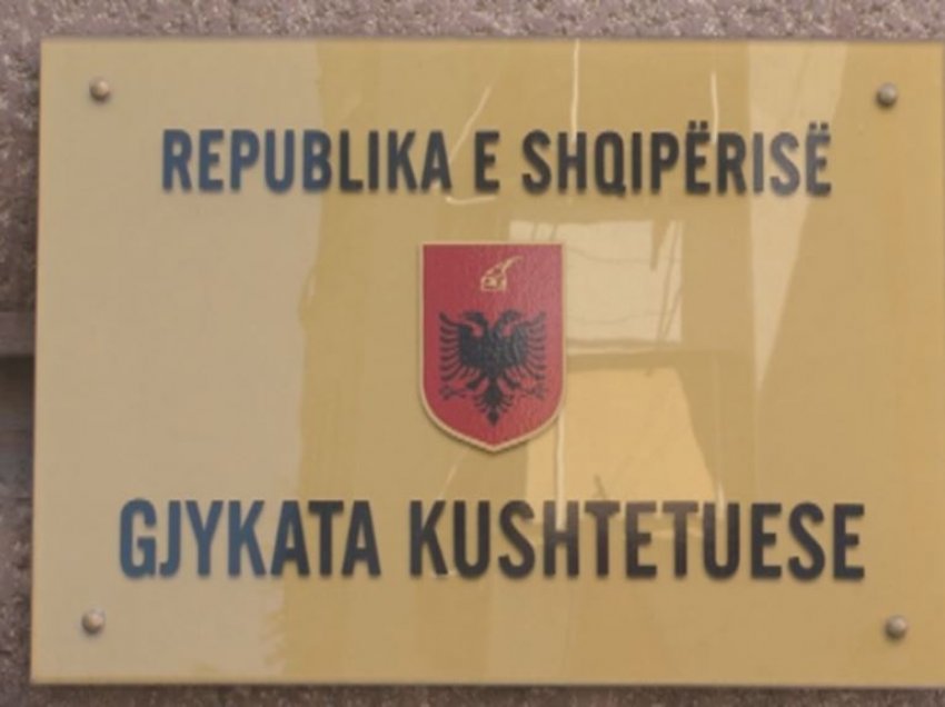 Shqipëri, ambasadorët Kim e Soreca: Kushtetuesja të ngrihet sa më parë