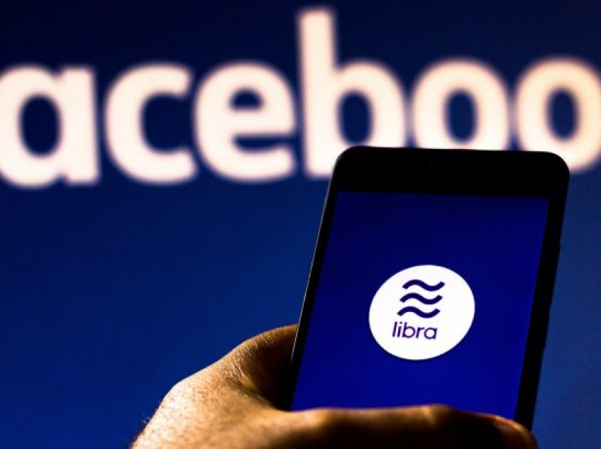 Ekzekutivi i lartë konfirmon mbërritjen e kriptomonedhës së Facebook