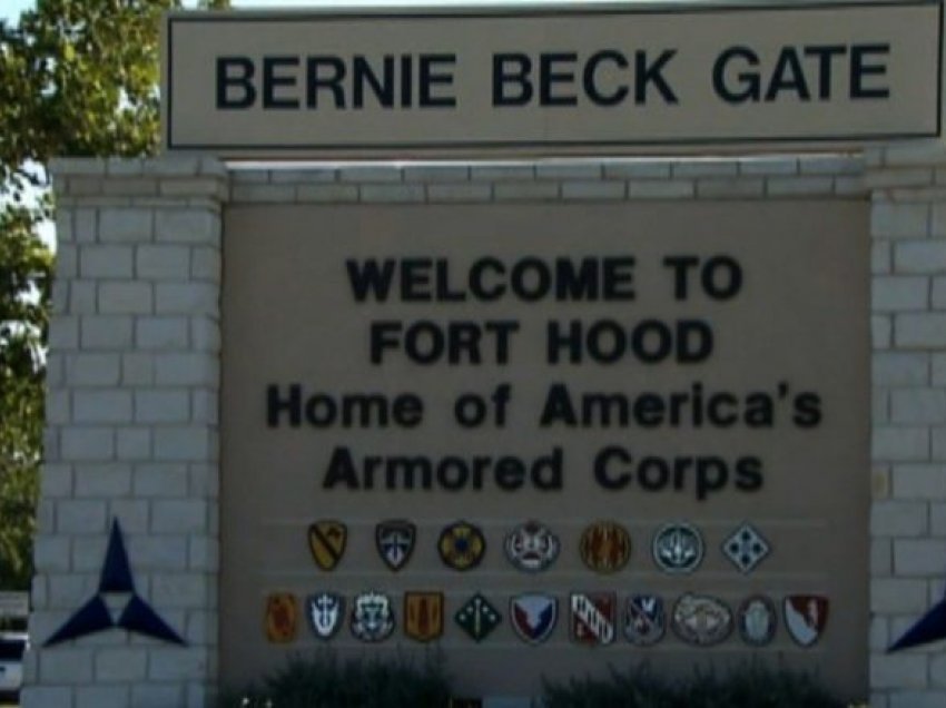 Ushtria amerikane ndëshkon 14 oficerë të lartë pas vrasjes në bazën Fort Hood