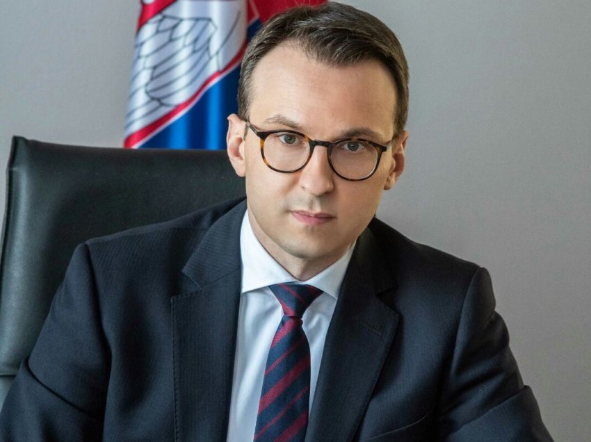 Petkovi njoftoi ambasadorin rus për dialogun me Kosovën