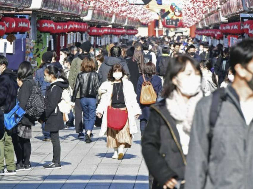 Japonia me rekord ditor të rasteve me coronavirus – të rinjtë në të 20-at përbëjnë numrin më të lartë të të prekurve