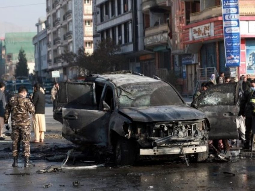 Dy sulme të ndara me bombë, vriten tre persona në Kabul