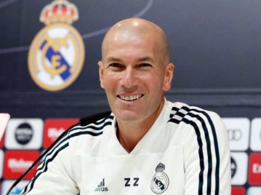 Zidane kërkon nga Reali të rinovojë me tre yjet para dhjetorit
