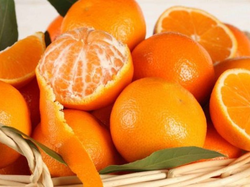Kujdes! Mos hani shumë mandarina pasi mund të përfundoni në spital