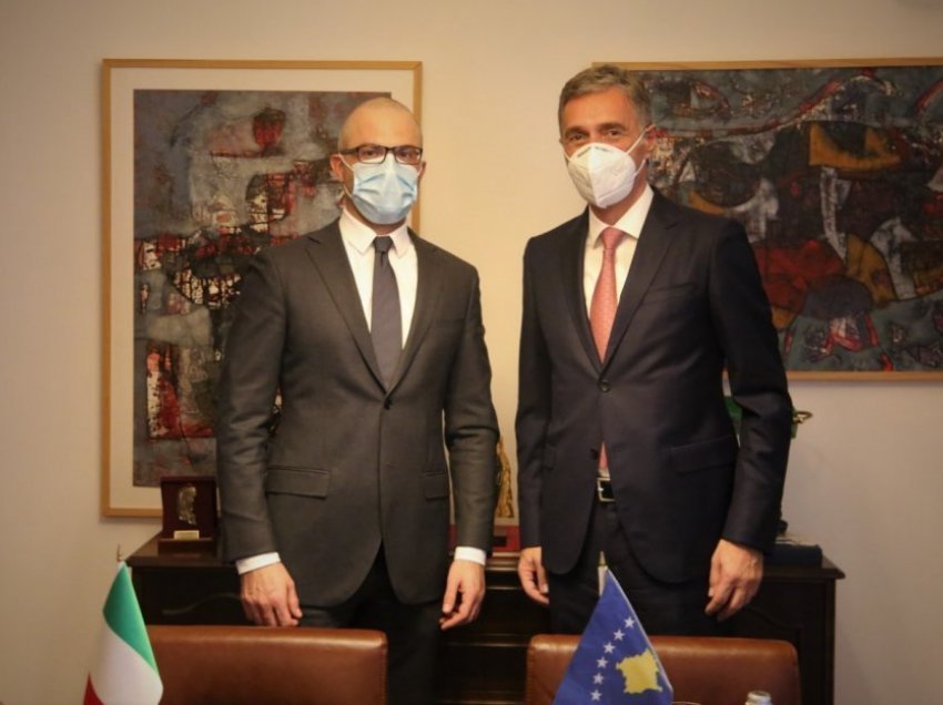 Ambasadori italian informohet nga kryeprokurori për luftën ndaj krimit e korrupsionit