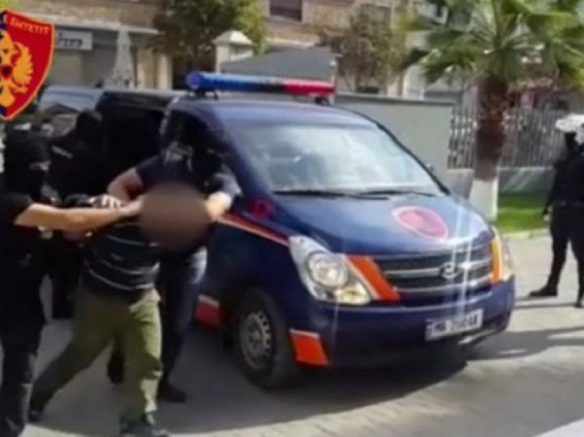 Tapë në timon, vjedhje e shitje kanabisi/ 4 të arrestuar në Tiranë