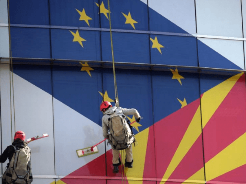 Shkupi i dëshpëruar me konkluzionet që pritet të miratohen nga BE-ja