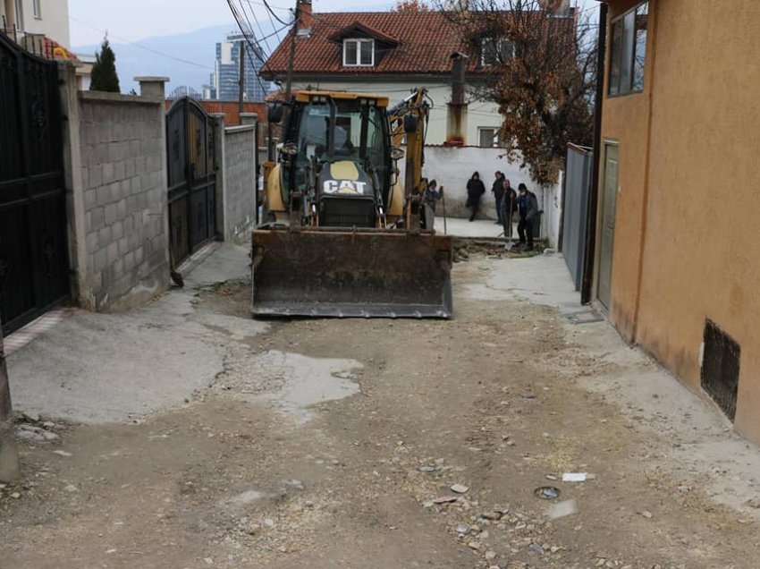 Finalizohen punimet për rekonstruimin e rrugës “Mendeleva” në Çair