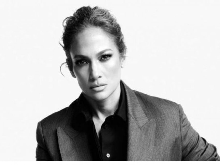 Jennifer Lopez i kthehet ekranit televiziv me filmin “The Cipher” në Netflix