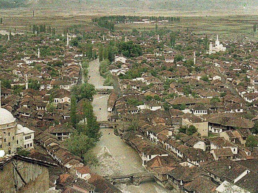 Historiani serb flet për Lidhjen e Prizrenit deri tek porti i Durrësit – port i “Kosovës”