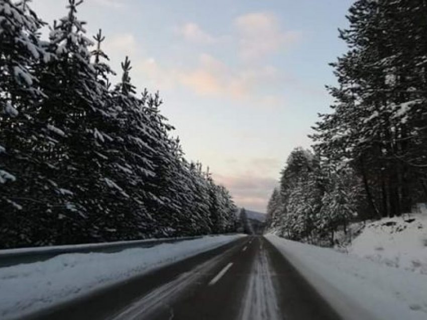 Meteo Ballkan: Në këto vende të Ballkanit do të bjerë borë deri një gjysmë metër