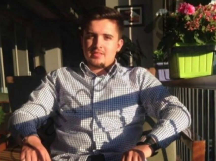 Polici u vra për dritat e makinës/ 21-vjeçari: S'kam lidhje me ngjarjen