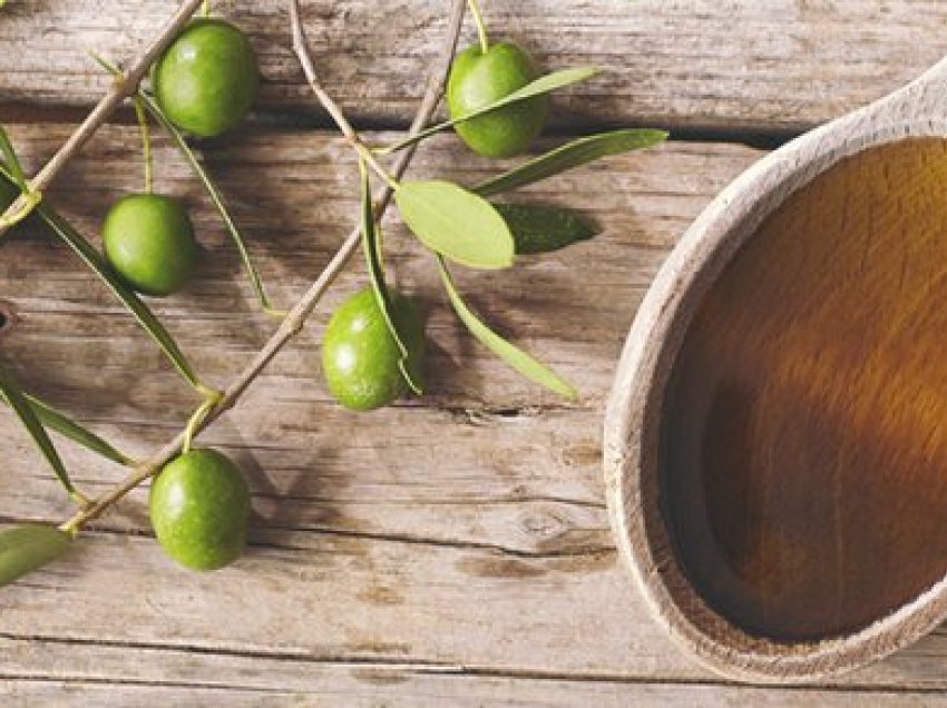 Mashtrimi me vajin e ullirit, si ta dalloni nëse është origjinal dhe i pastër