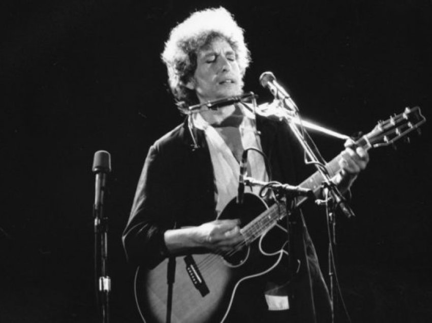 “1970”, albumi luksoz që sjell edhe bashkëpunimet e rralla të Dylanit e Harrisonit