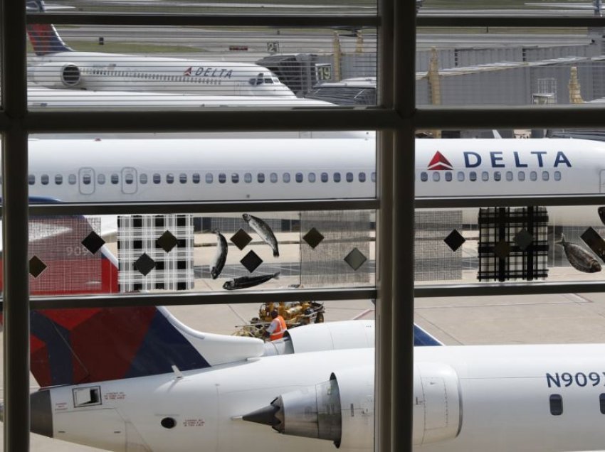 United, Delta u kërkojnë pasagjerëve nga Britania testet për COVID