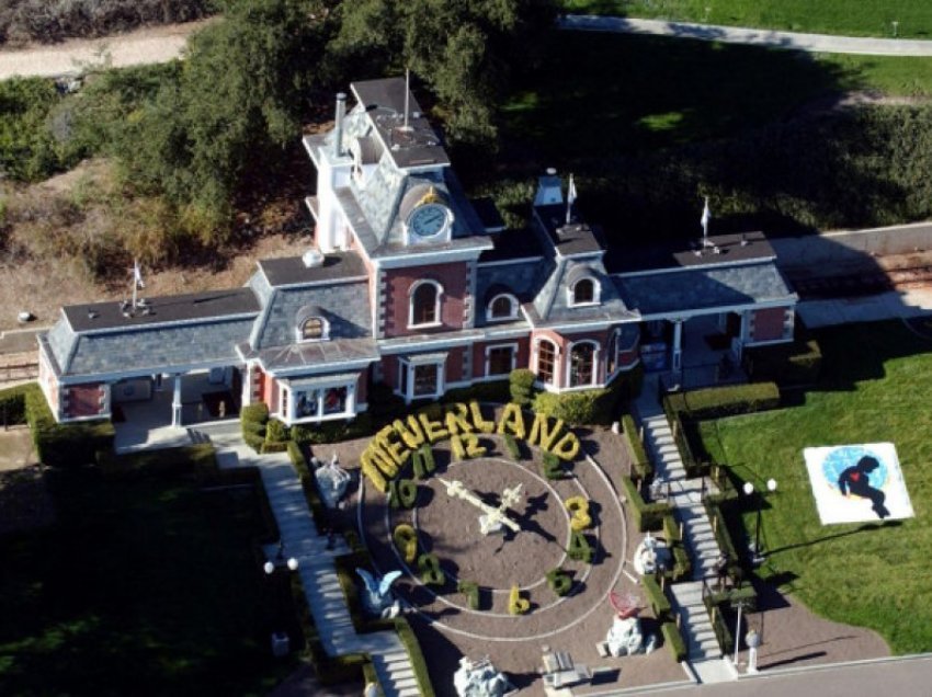 Shitet për 22 milionë dollarë prona e famshme e Michael Jacksonit – “Neverland”