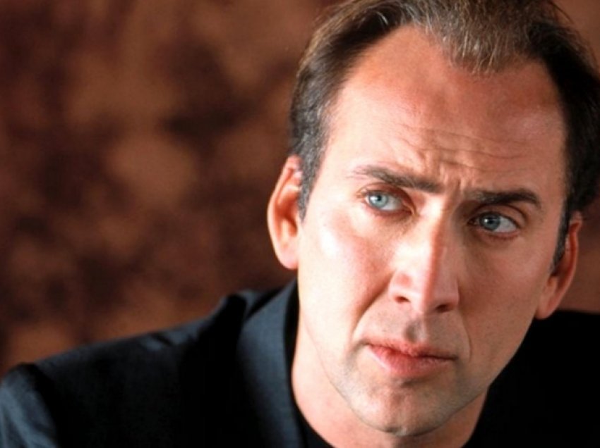 Nicolas Cage i urren rrjetet sociale