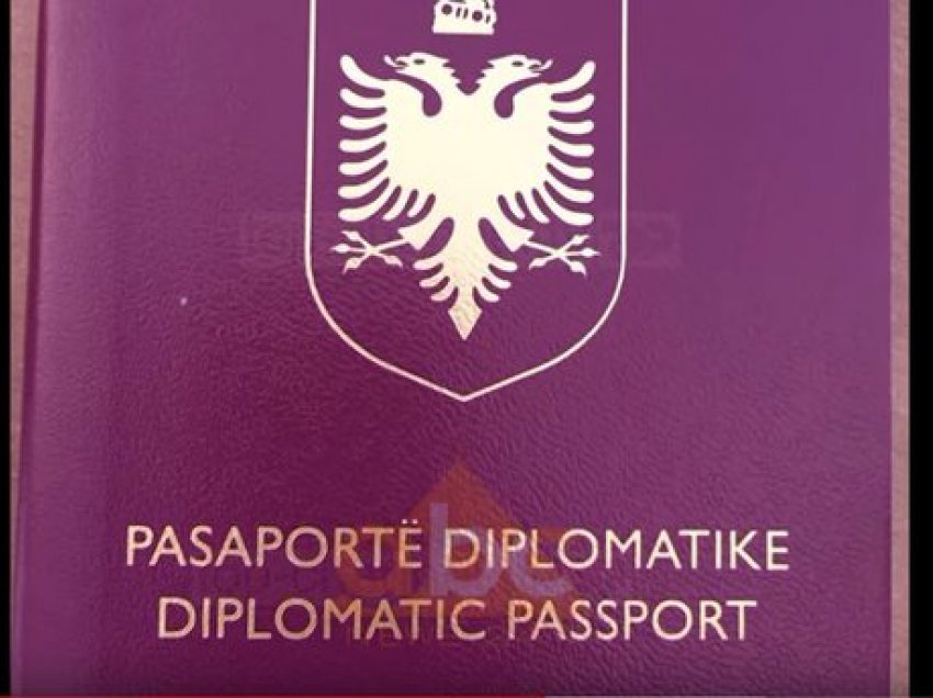 Qeveria shtyn afatin e përdorimit të pasaportave diplomatike dhe të shërbimit