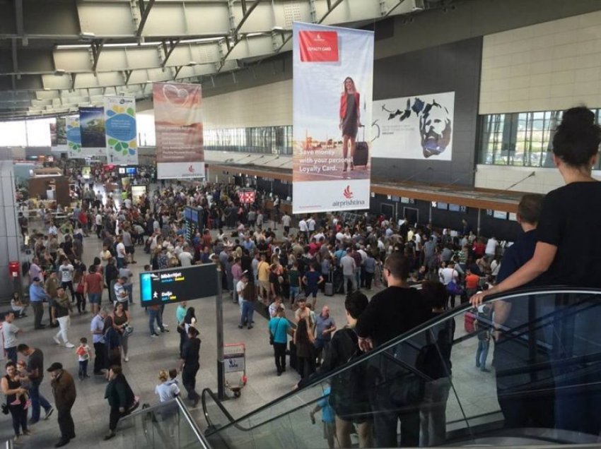 Moti i keq, anulohen të gjitha fluturimet në Aeroportin Ndërkombëtar të Prishtinës “Adem Jashari” 