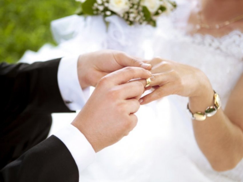 Ngjarje e vërtetë: Si më tradhtoi burri ditën e martesës 