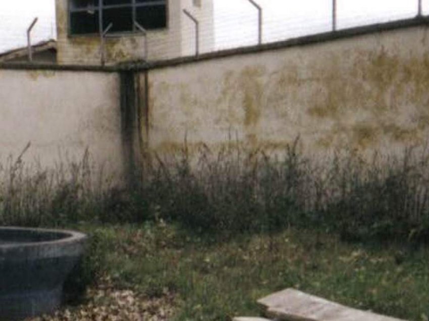 Historianët e Deçanit i dërgojnë letër Haki Rugovës: Mos rrëno ndërtesën e Burgut të Gurakocit