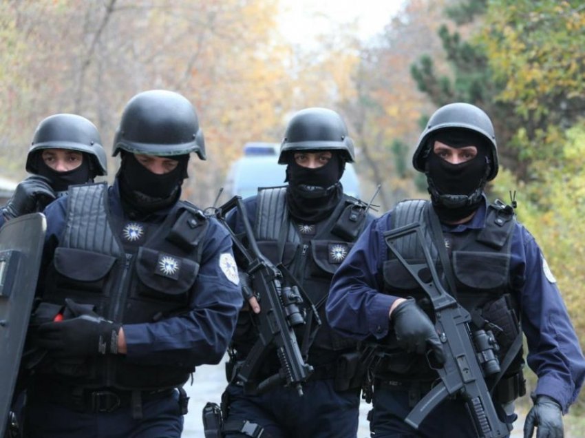 Policia e Kosovës tregon “dhëmbët”, ia ndalon zyrtarit serb hyrjen në Kosovë