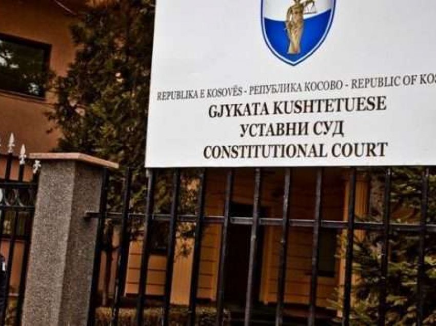 VOA: Kushtetutesja publikon vendimin për qeverinë Hoti – pritet shpallja e datës së zgjedhjeve