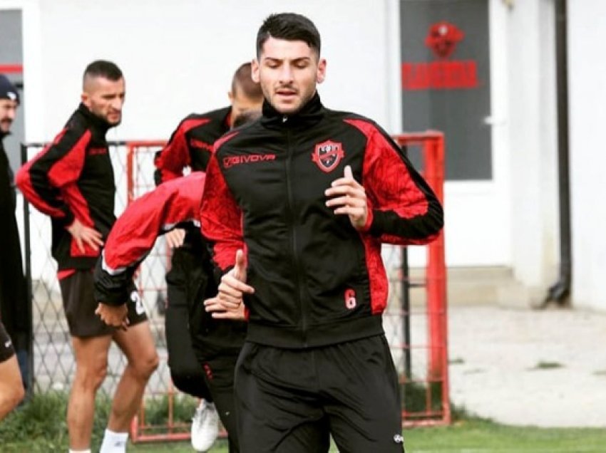 Ish-futbollisti i Flamurtarit transferohet në Maqedoninë e Veriut