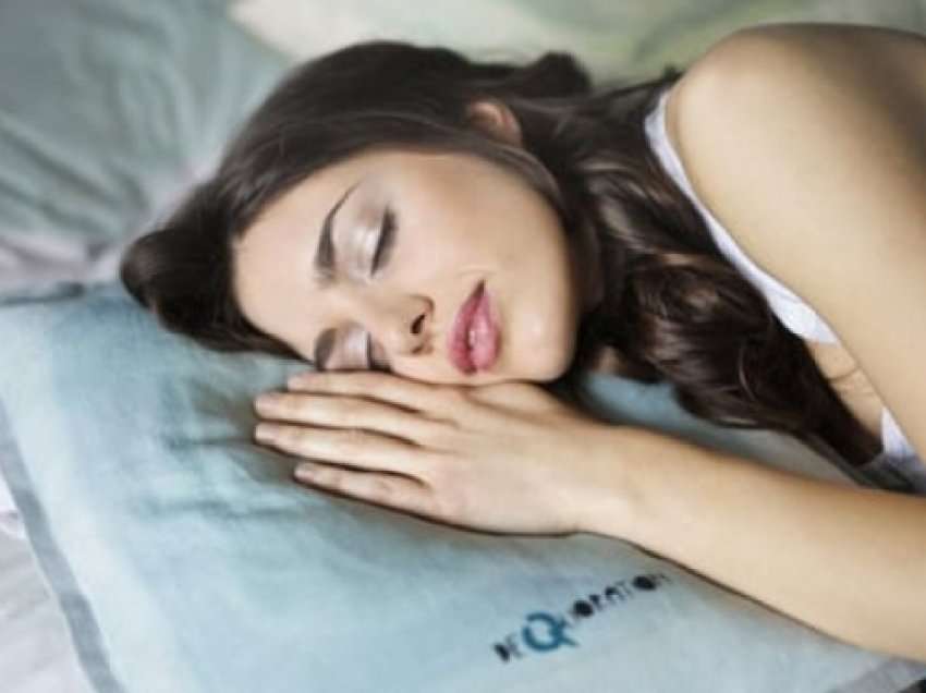 Gjumi i tepërt mund të shkaktojë humbje të kujtesës