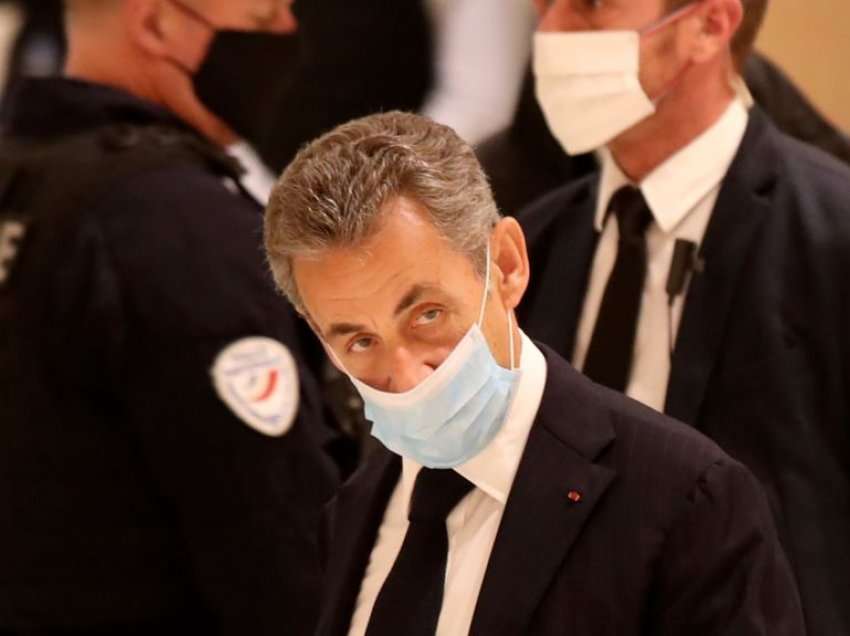 Sarkozy përballë akuzave për korrupsion