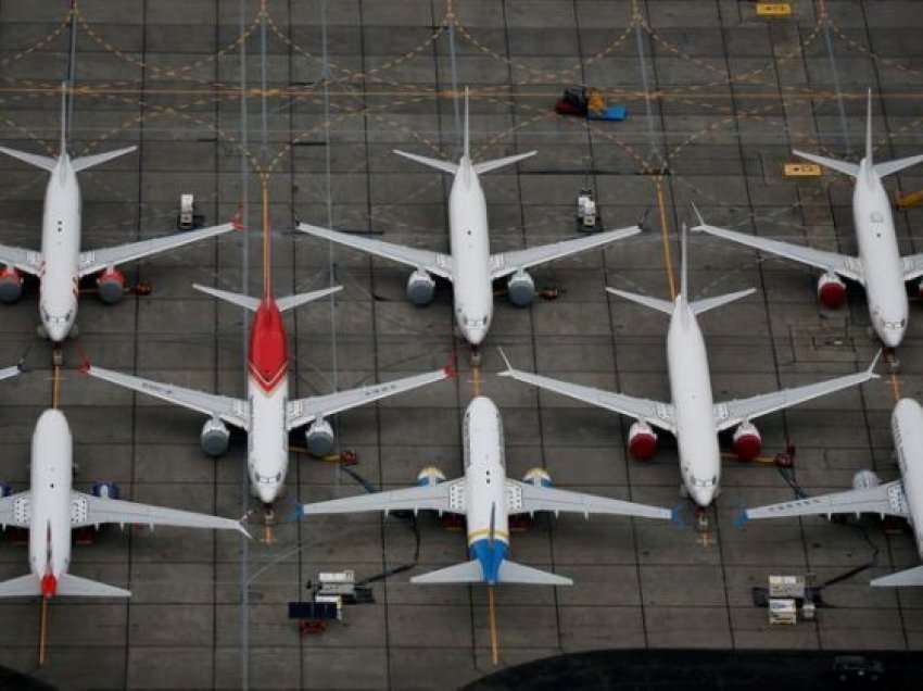 Avionët e Boeing 737 MAX, mund të rifilliojë fluturimet deri në fund të vitit