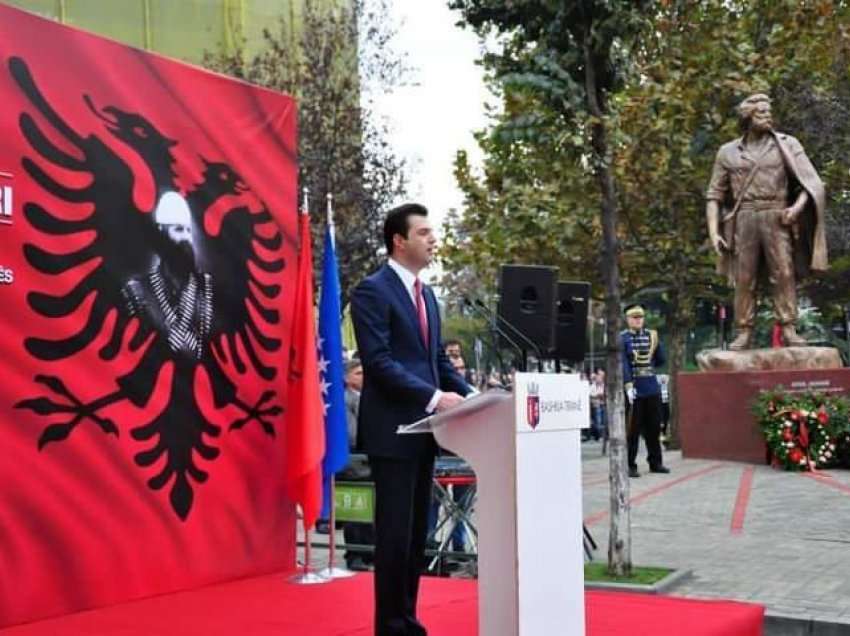 “Adem Jashari i dëshmoi botës liria nuk ka çmim”/ Basha nderon heroin legjendar: Sakrifica e tij është sot frymëzim për çdo shqiptar