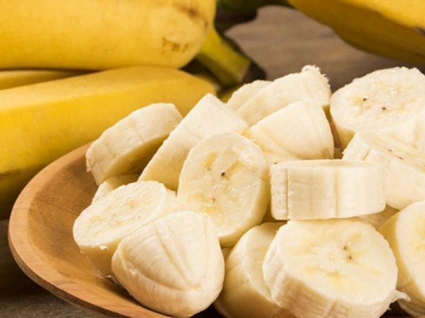 A duhet ngrënë banane me stomak bosh – Përgjigjet