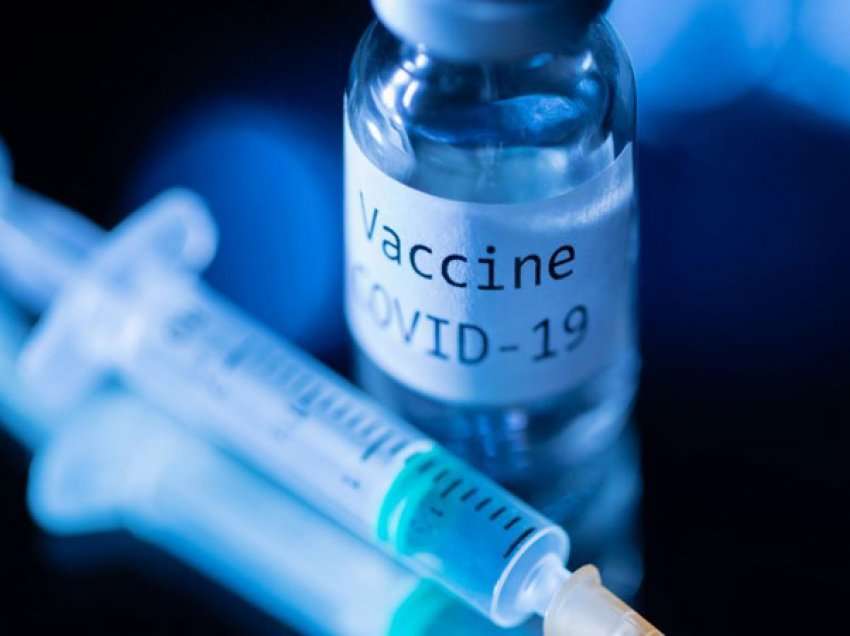 Ekspertja e OBSH-së bën thirrje për më shumë të dhëna për vaksinat e COVID-19