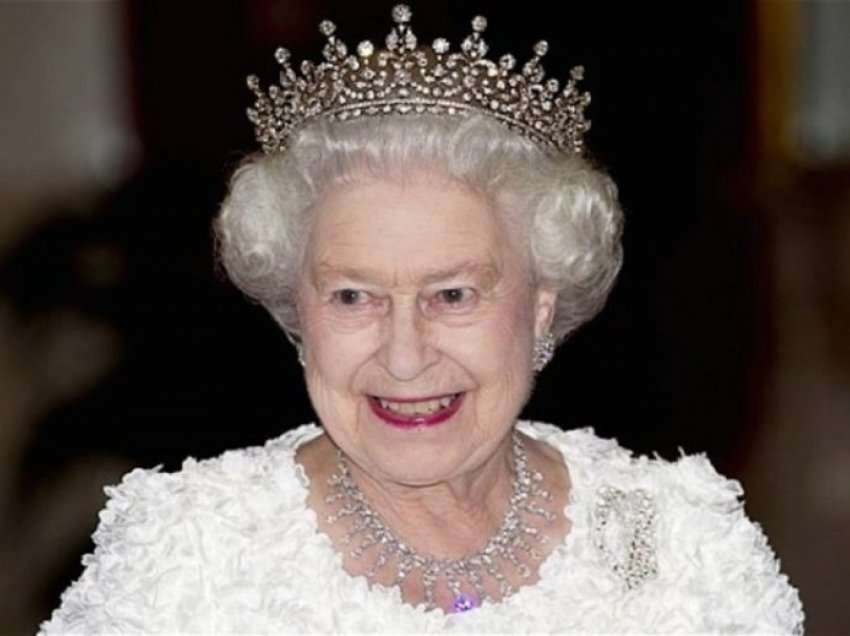 70 vite në fron, britanikët do të mbjellin pemë për nder të Mbretëreshës Elizabeth