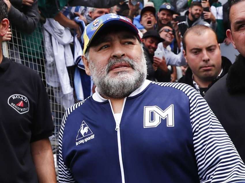 Misteri i pasurisë së Maradonas: Pas pikëllimit – fillon beteja për trashëgiminë