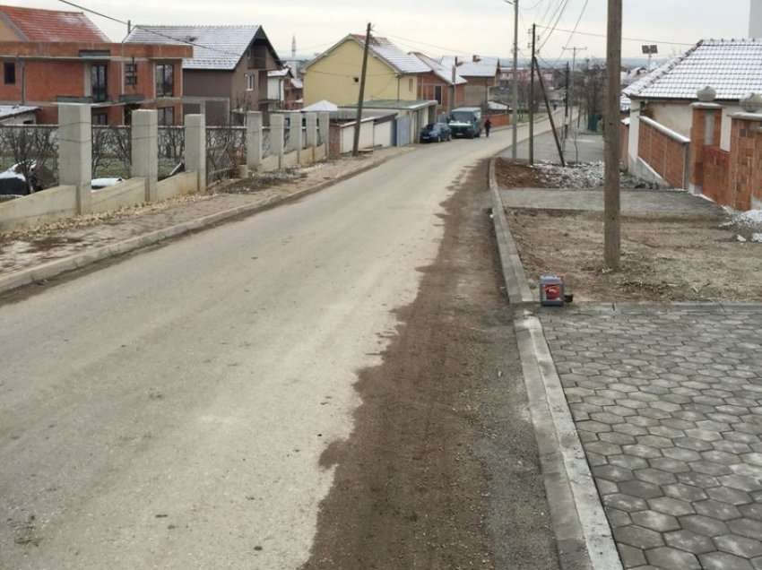Vazhdon rregullimi i infrastrukturës në Komunën e Fushë-Kosovës