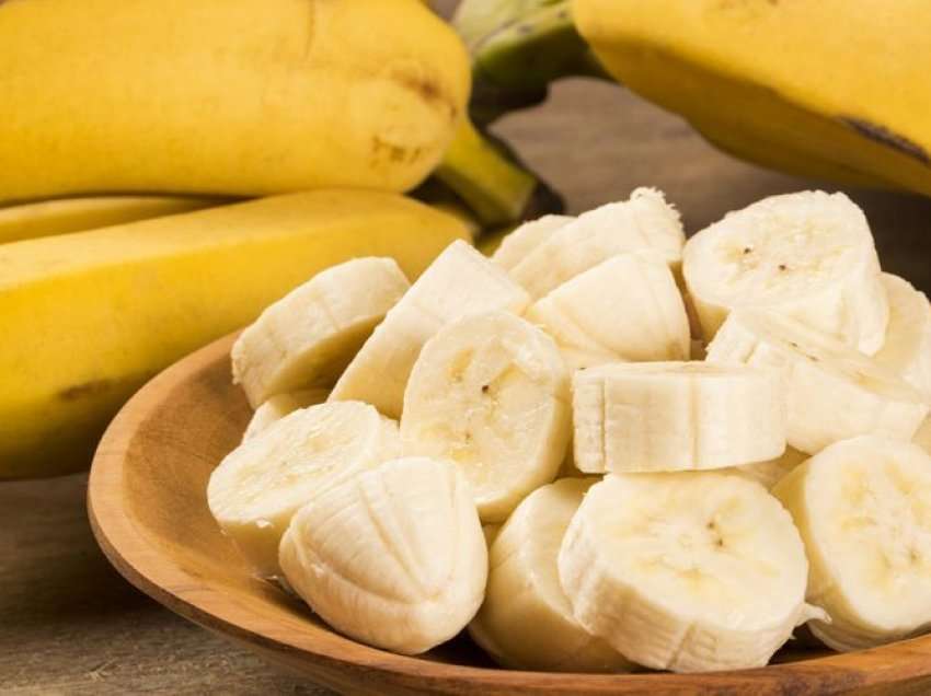 A duhet ngrënë bananet në stomak boshë?`
