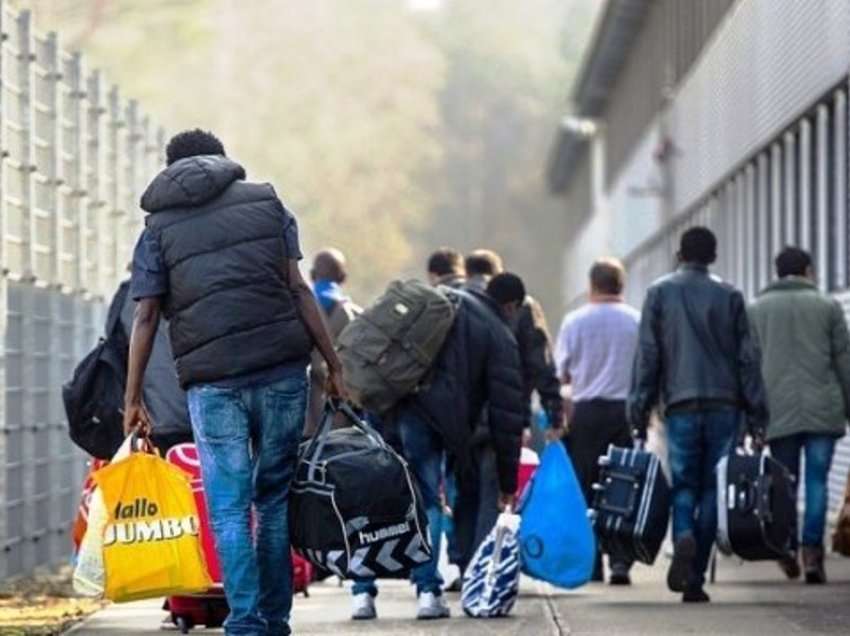Të dhënat e EUROSTAT: Rreth 50 mijë shqiptarë u larguan nga vendi në vitin 2019