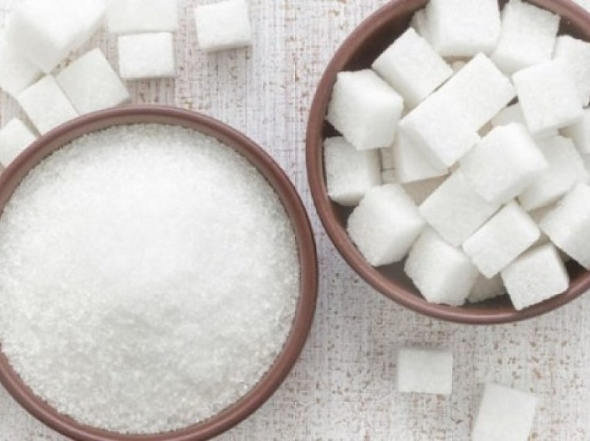 Sheqeri mund të shkaktojë varësi të njëjtë si droga e fortë