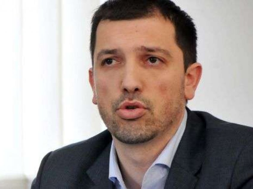 Sejdiu: Ish-ministri i Vetëvendosjes po mendon për bankat, jo për qytetarët