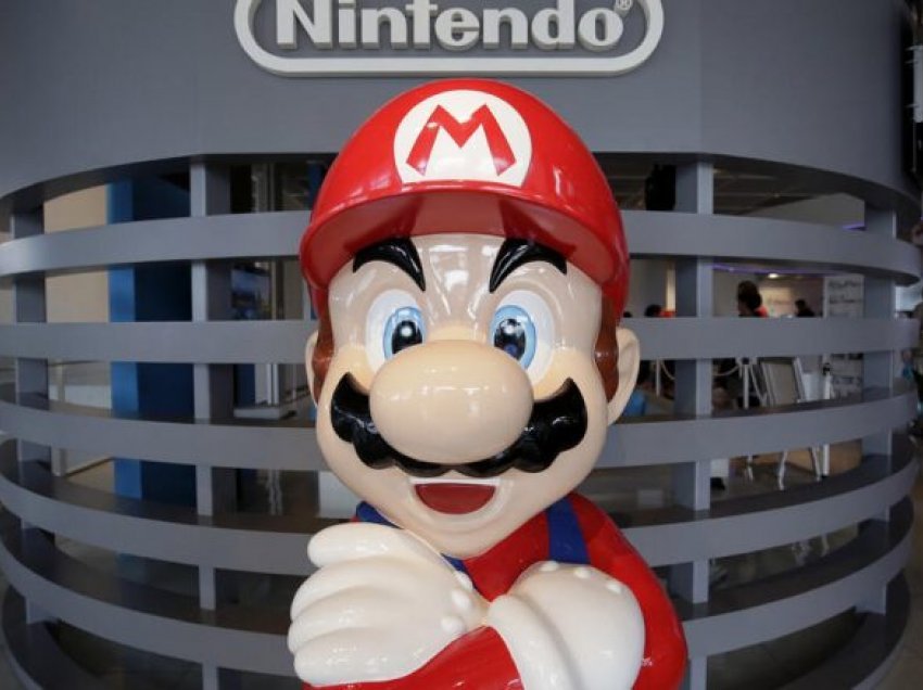 E lënë prej vitesh në dollap, videoloja Super Mario shitet në ankand për 660 mijë dollarë